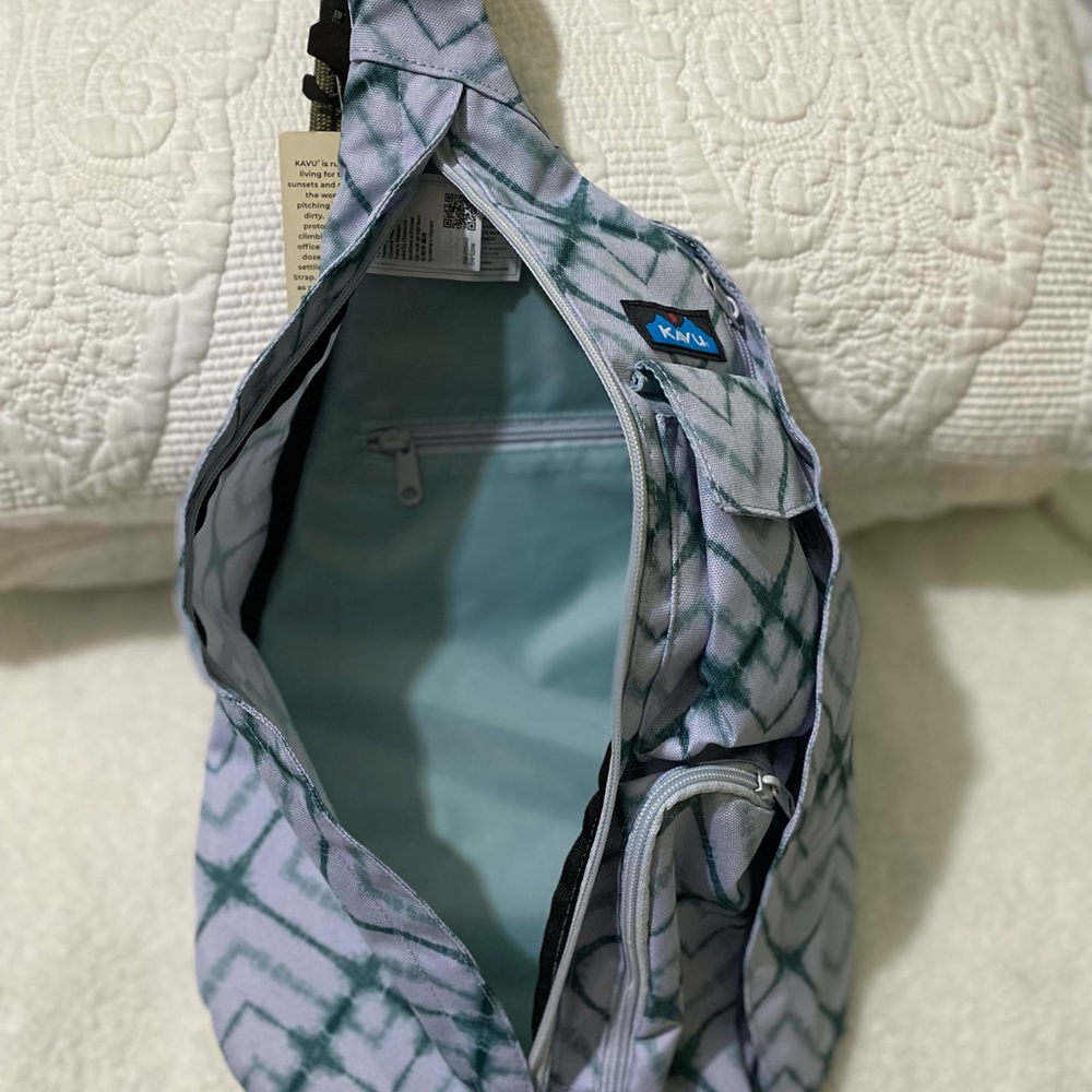 Sold New KAVU Rope Sling Bag Crossbody Backpack 🎒Ocean Dye color Multi NWT - Picture 8 of 11